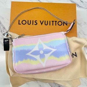 Louis Vuitton monogram Escale mini pouchette RARE